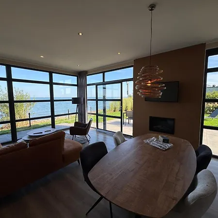 Enkhuizer Strandjuwel Erste Reihe Hausnr 205 *