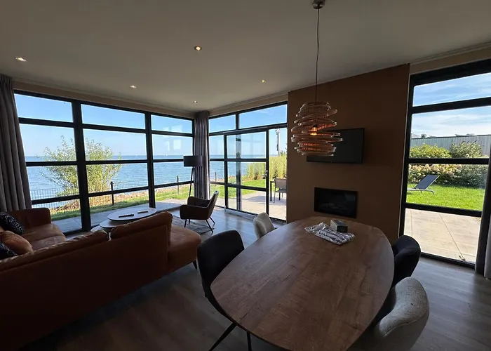 Enkhuizer Strandjuwel Erste Reihe Hausnr 205 *